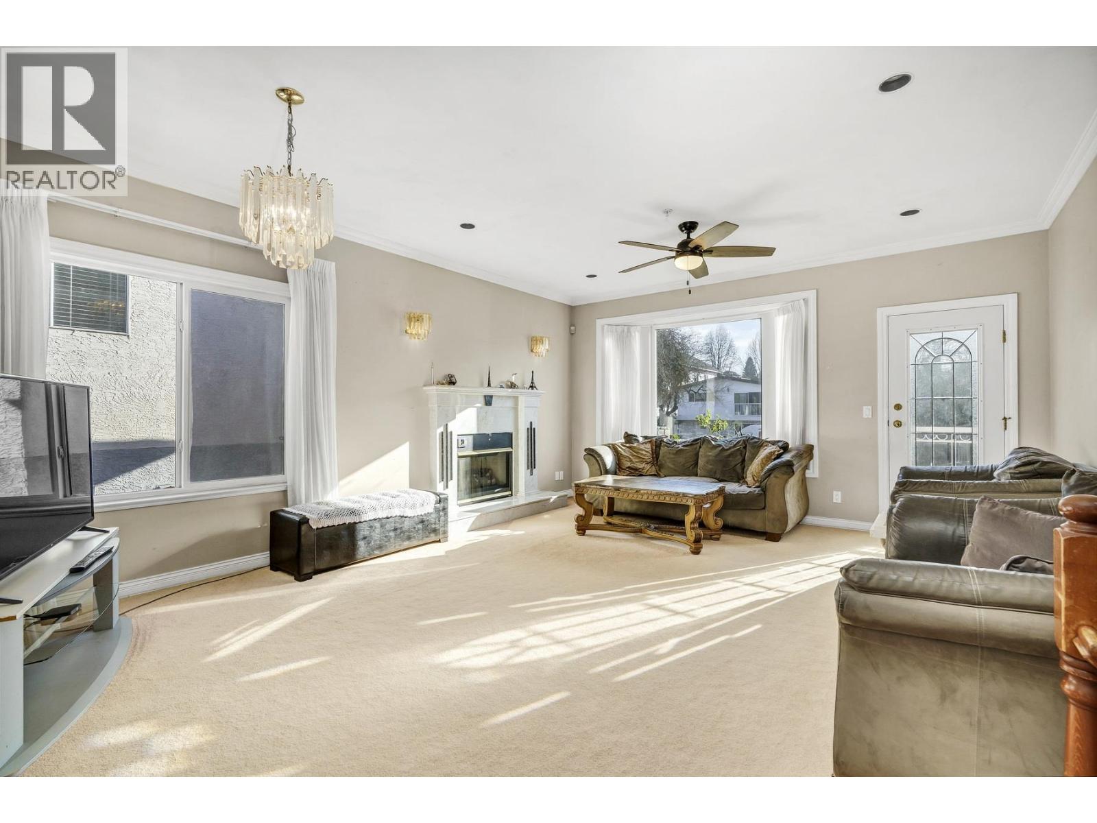 591 E 28th Avenue, Vancouver, British Columbia  V5V 2N4 - Photo 4 - R3114510