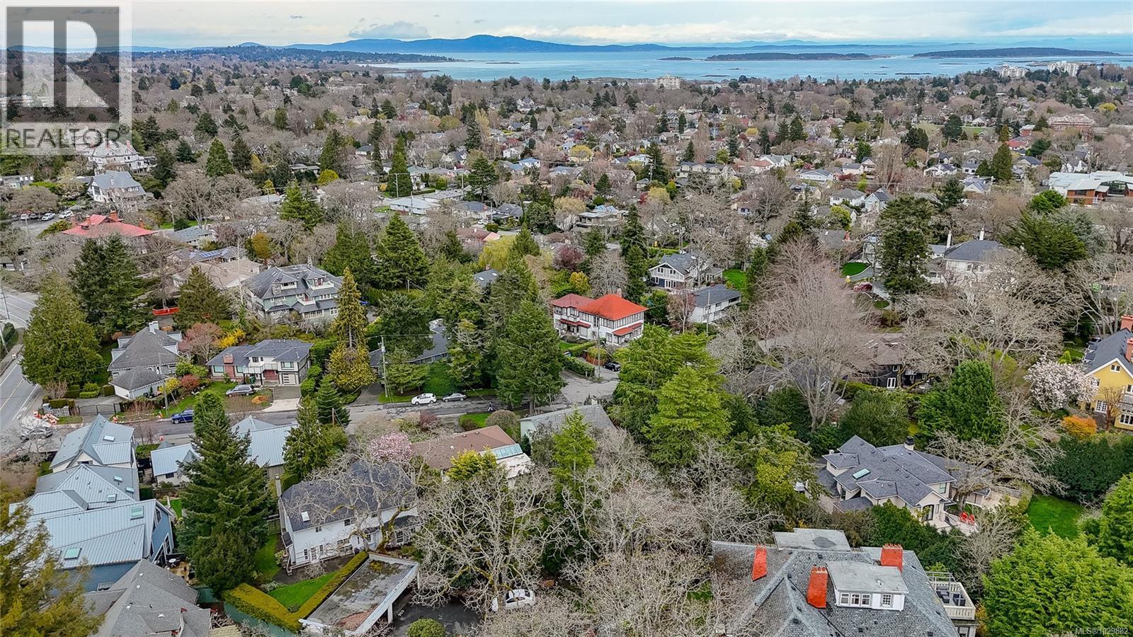 2015 Runnymede Ave, Oak Bay, British Columbia  V8S 2V5 - Photo 46 - 1029882