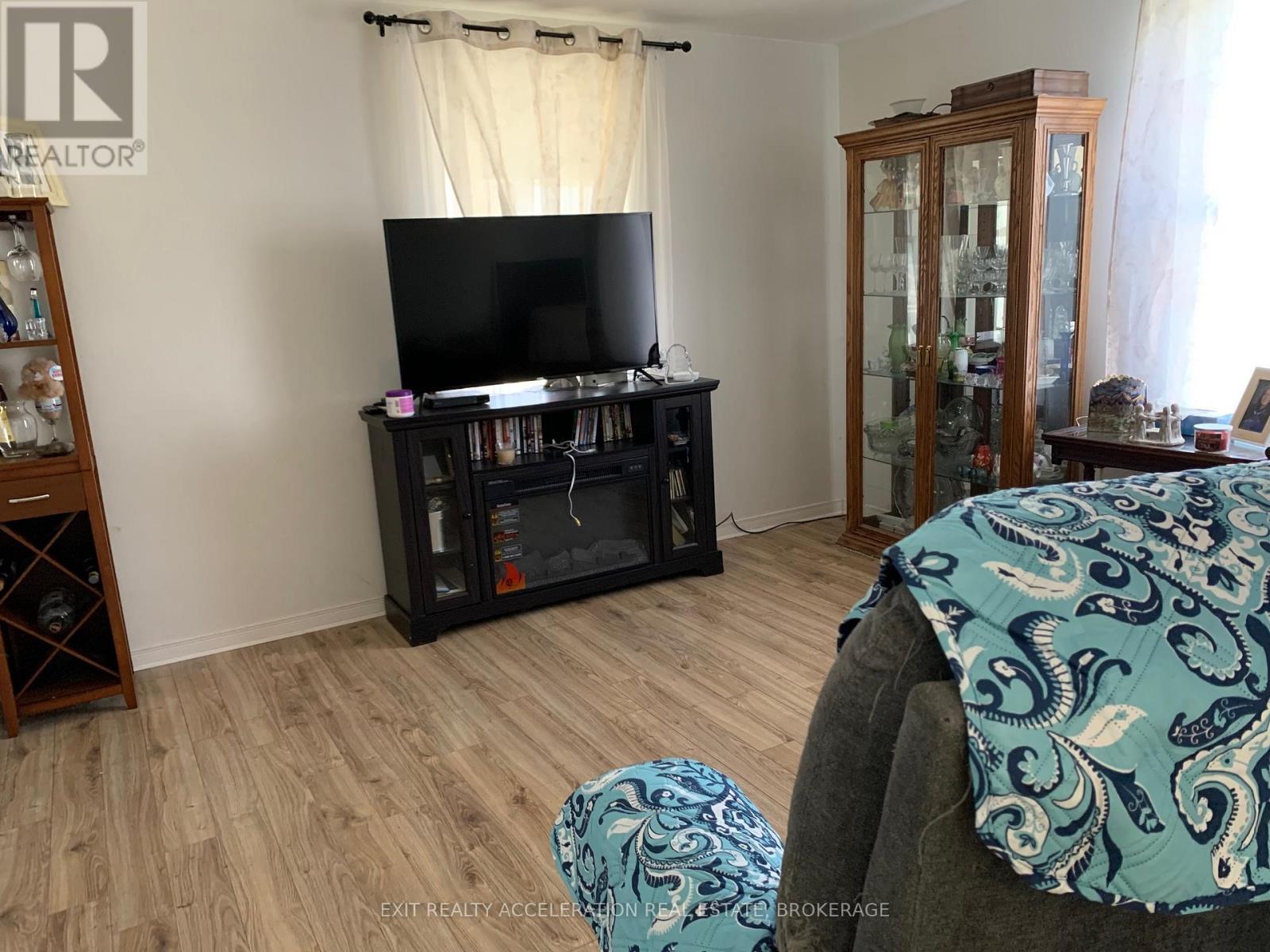 261 Robert Street, Greater Napanee, Ontario  K7R 2N4 - Photo 9 - X13031270