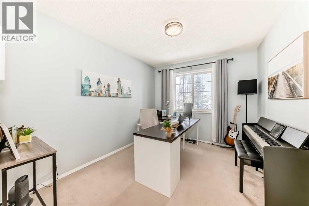 42 Somerset Circle Sw, Calgary, Alberta  T2Y 3P7 - Photo 27 - A2298369