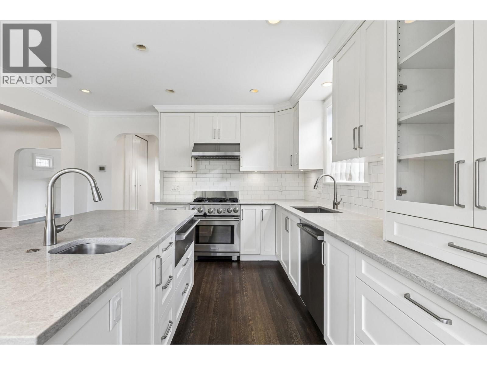 2859 W 33rd Avenue, Vancouver, British Columbia  V6N 2G3 - Photo 7 - R3113852