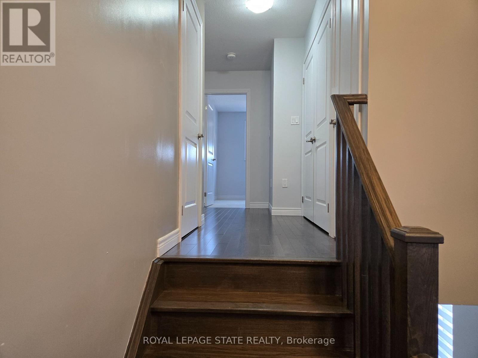 54 - 8 Lakelawn Road, Grimsby, Ontario  L3M 0G1 - Photo 6 - X13030908