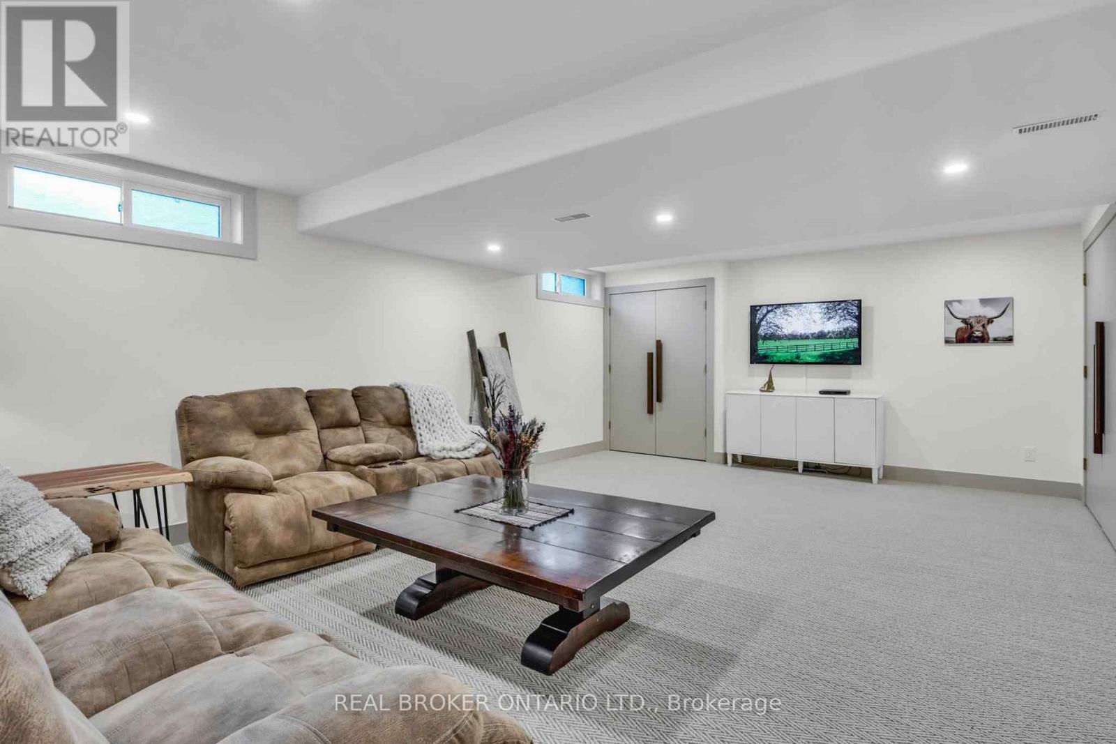 17 Bluebird Place, Woolwich, Ontario  N3B 1W7 - Photo 36 - X13030914