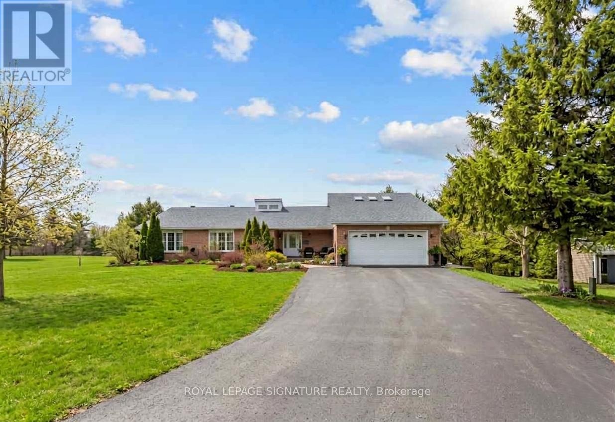 16 HILLTOP CRESCENT, East Garafraxa, Ontario