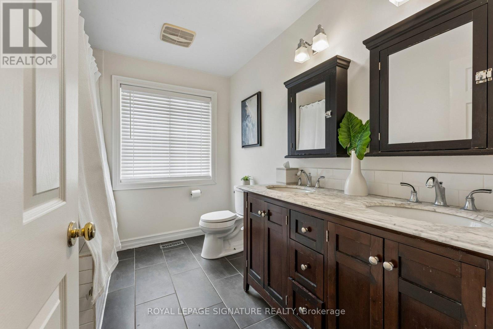 16 Hilltop Crescent, East Garafraxa, Ontario  L9W 6B8 - Photo 20 - X13030942