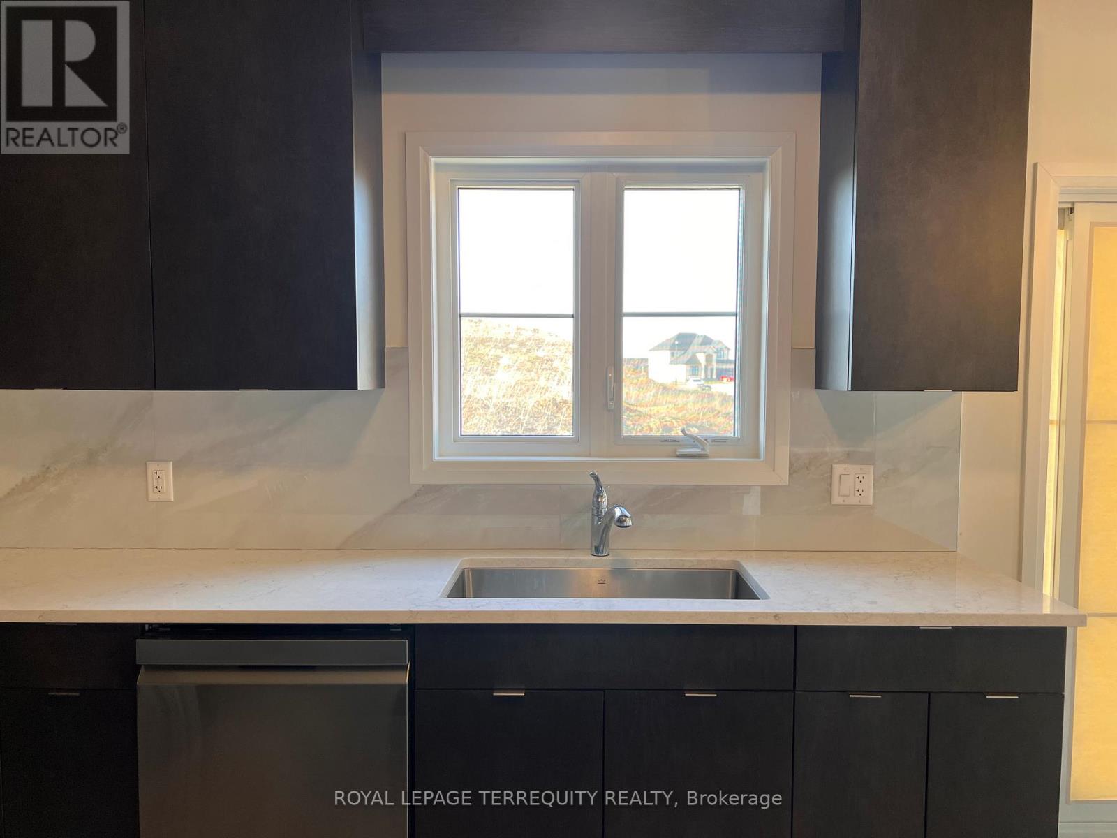 119 Acacia Road, Pelham, Ontario  L3E 0G6 - Photo 15 - X13031084