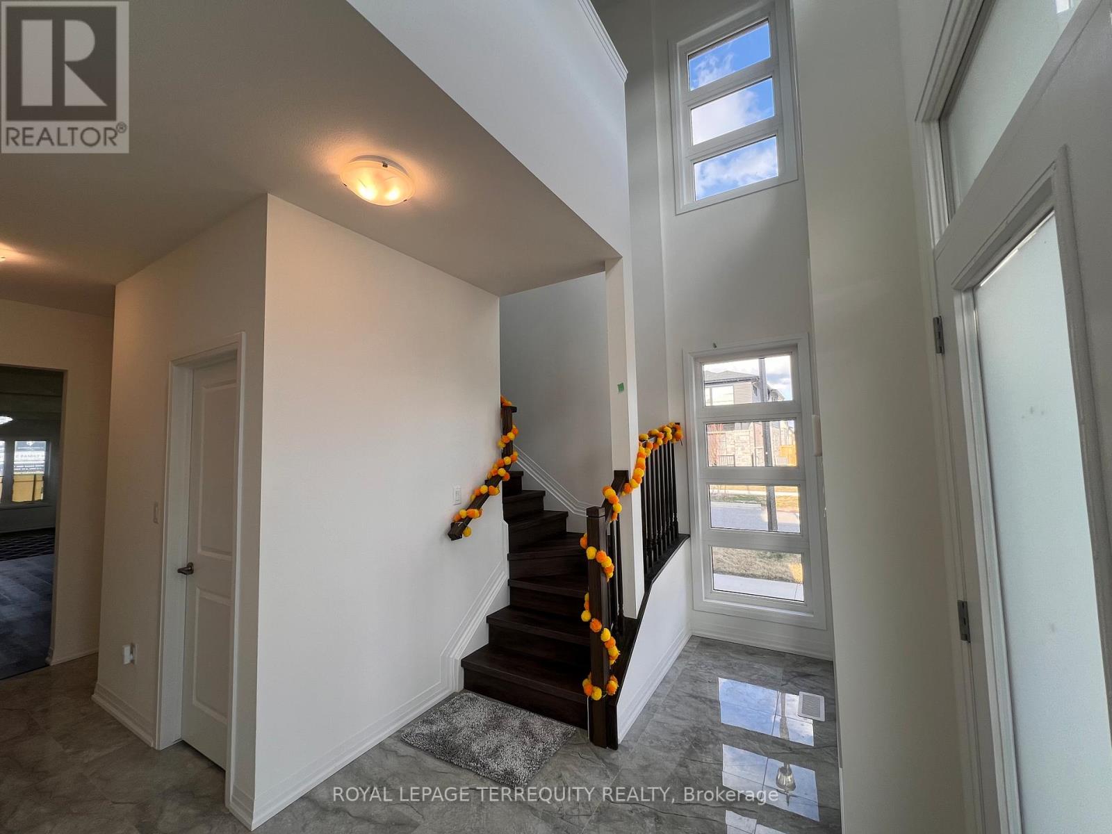 119 Acacia Road, Pelham, Ontario  L3E 0G6 - Photo 6 - X13031084