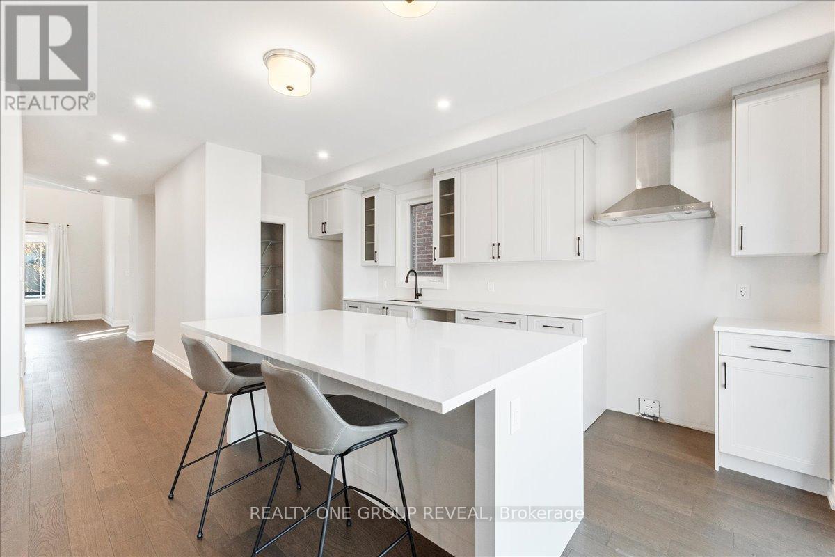 1054 Rippingale Trail, Peterborough, Ontario  K9H 0J8 - Photo 11 - X13031096