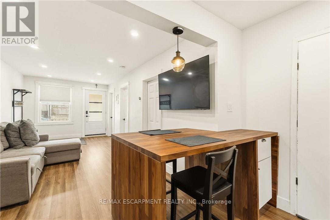 27 Edinburgh Avenue, Hamilton, Ontario  L8H 2C4 - Photo 7 - X13031136