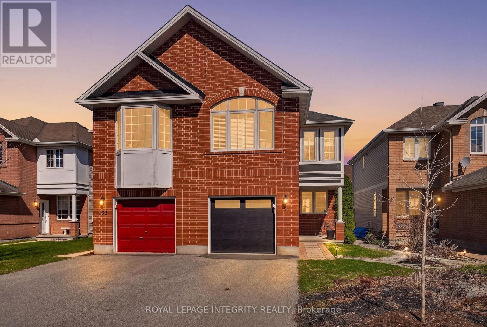 33 GRAMMERCY PARK, Ottawa, Ontario