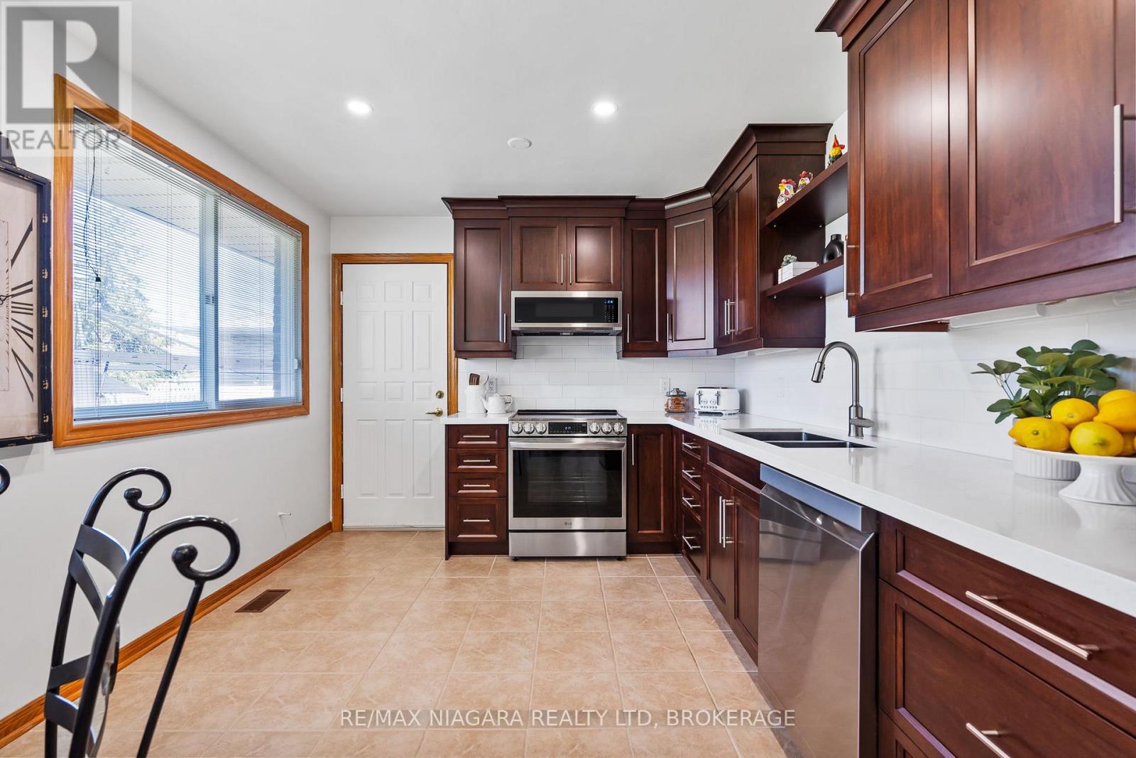 7161 Casey Street, Niagara Falls, Ontario  L2J 3P7 - Photo 11 - X13031266