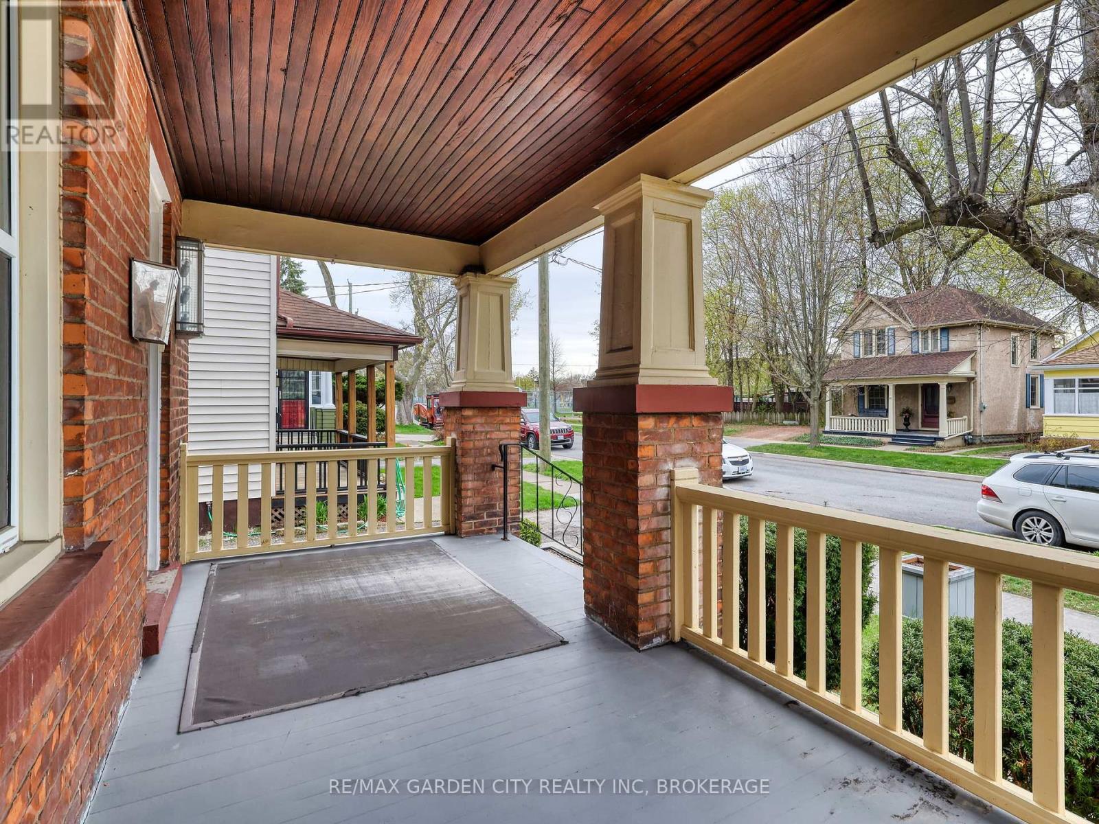 60 Woodland Avenue, St. Catharines, Ontario  L2R 5A3 - Photo 4 - X13031272