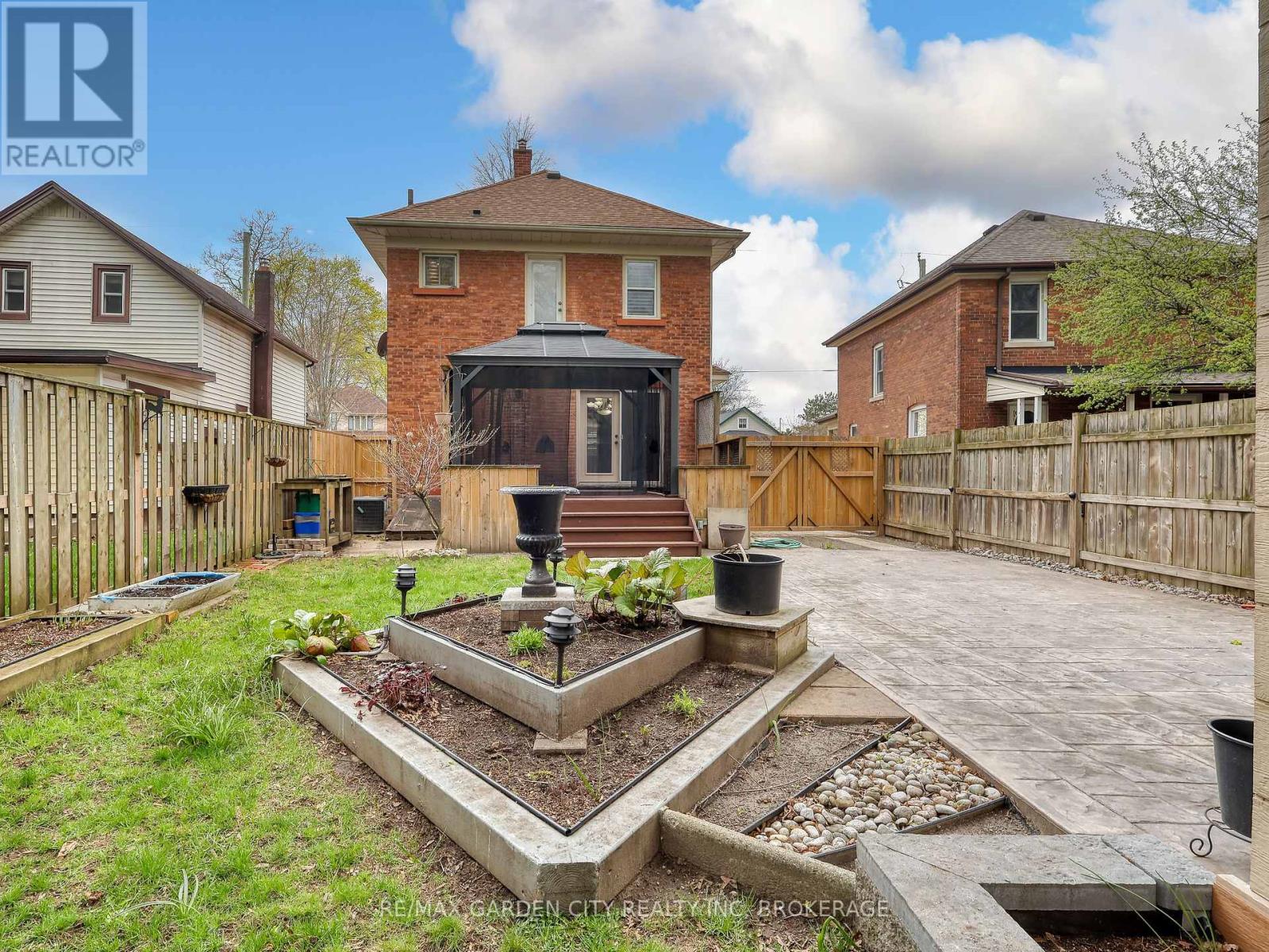 60 Woodland Avenue, St. Catharines, Ontario  L2R 5A3 - Photo 8 - X13031272