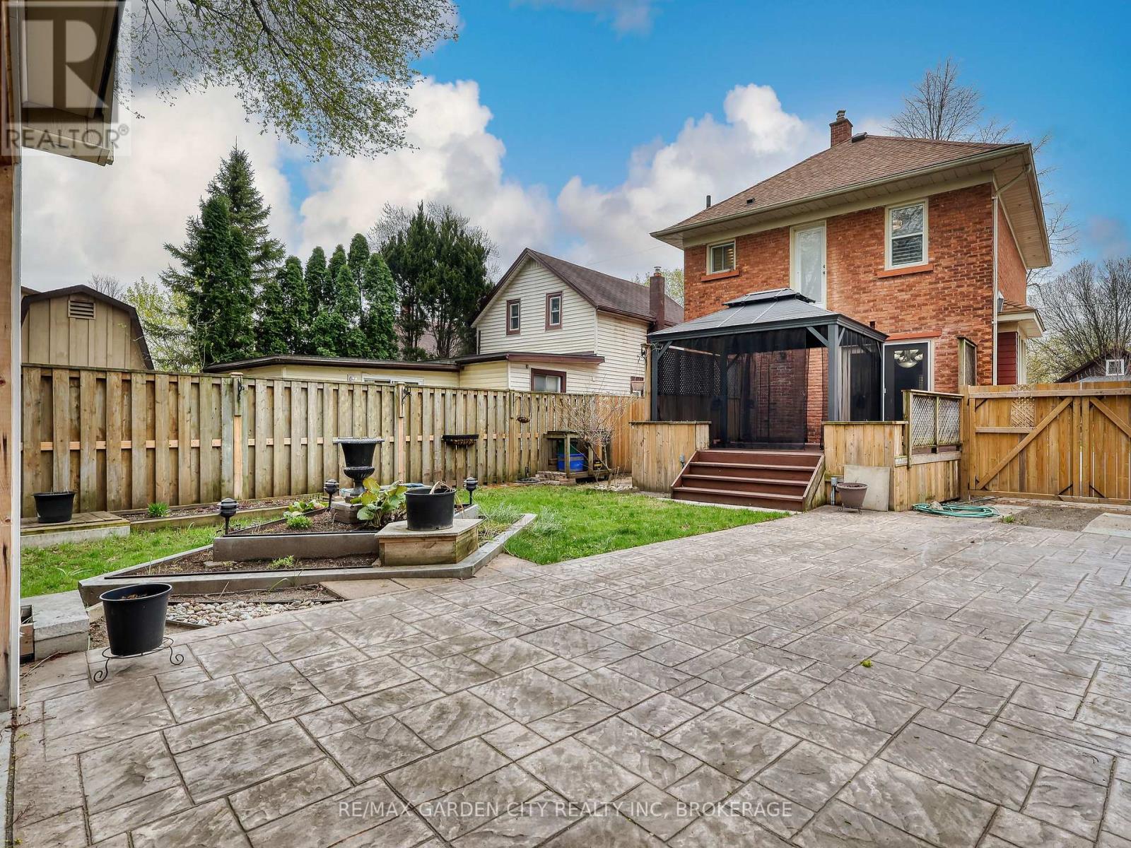 60 Woodland Avenue, St. Catharines, Ontario  L2R 5A3 - Photo 9 - X13031272