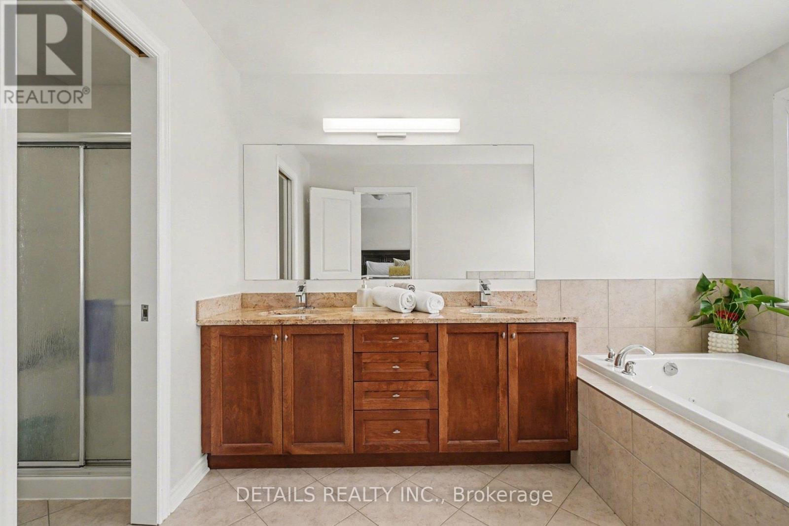 112 Whispering Winds Way, Ottawa, Ontario  K1W 0B7 - Photo 18 - X12893880