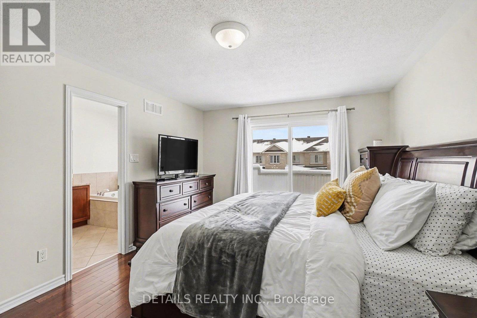 112 Whispering Winds Way, Ottawa, Ontario  K1W 0B7 - Photo 15 - X12893880