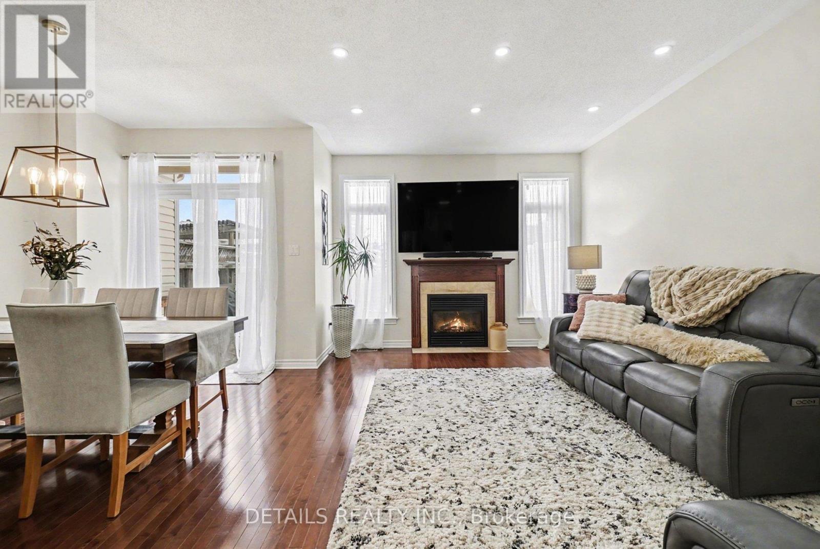 112 Whispering Winds Way, Ottawa, Ontario  K1W 0B7 - Photo 3 - X12893880