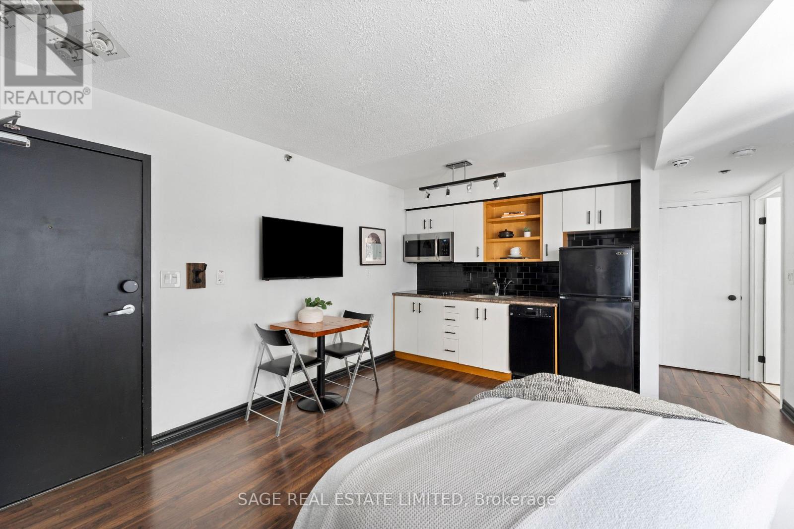 1507 - 200 Victoria Street, Toronto (Church-Yonge Corridor), Ontario  M5B 1V8 - Photo 4 - C13031146