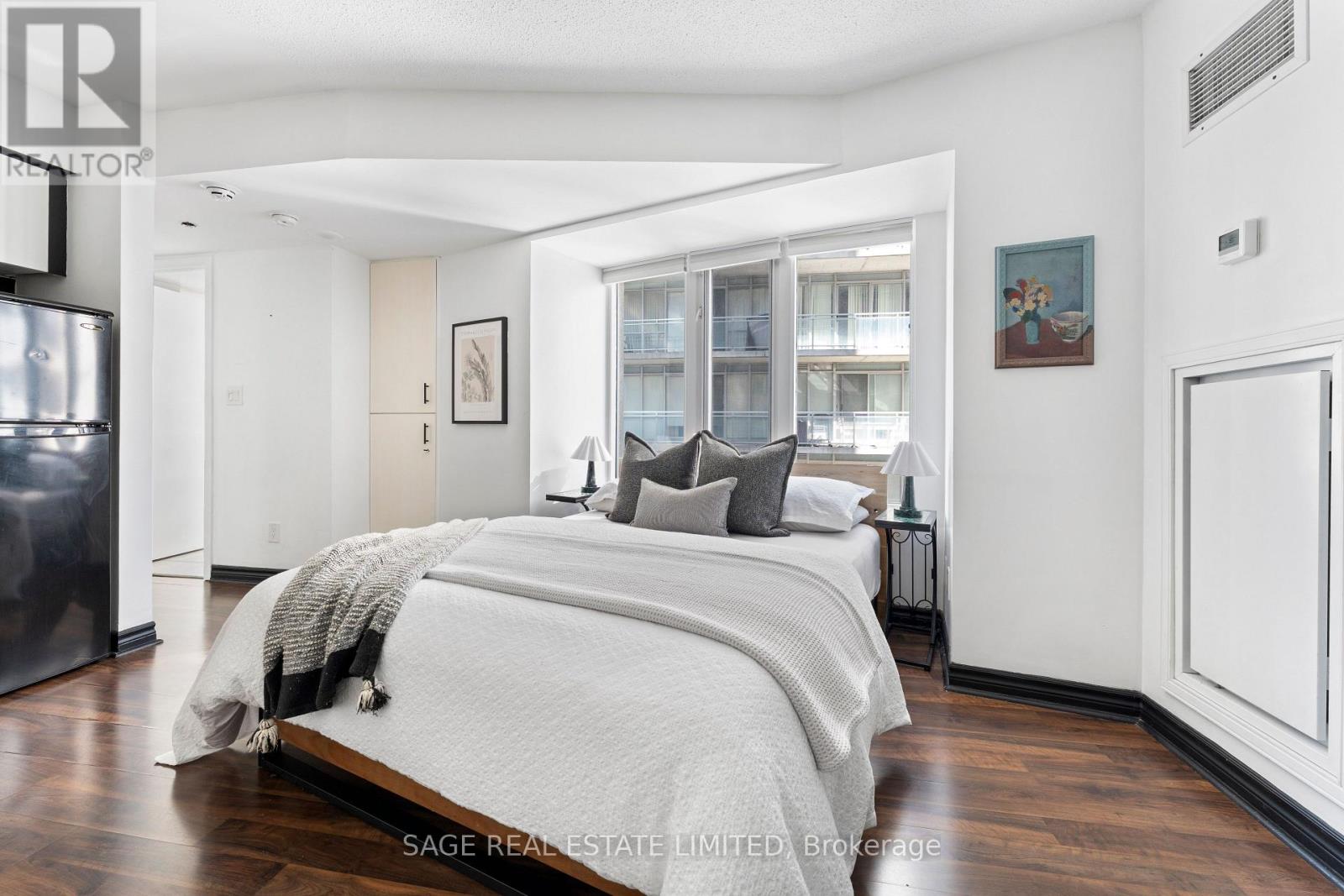 1507 - 200 Victoria Street, Toronto (Church-Yonge Corridor), Ontario  M5B 1V8 - Photo 7 - C13031146