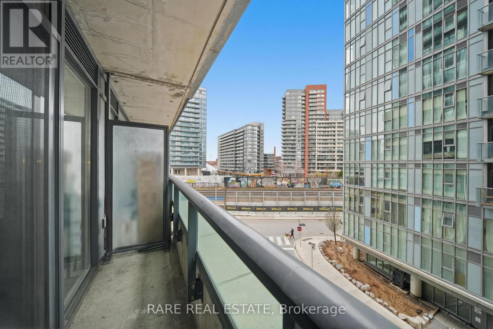 518 W - 36 Lisgar Street, Toronto, Ontario  M6J 3G2 - Photo 17 - C13031228