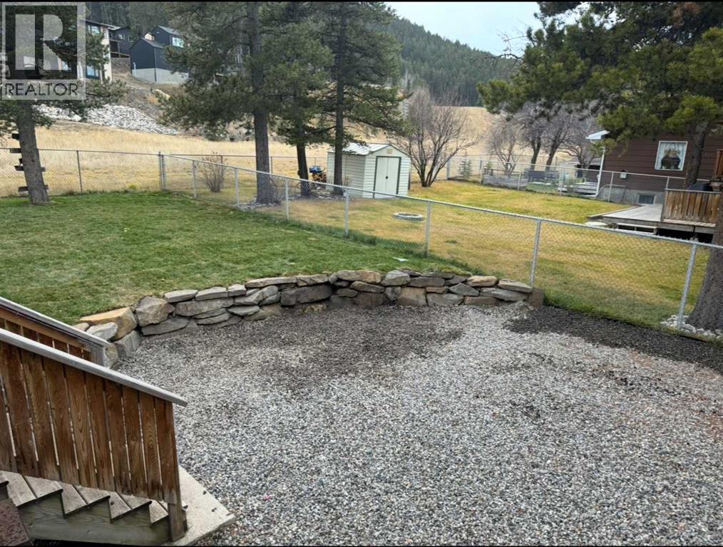 11814 17 Avenue, Blairmore, Alberta  T0K 0E0 - Photo 34 - A2303300