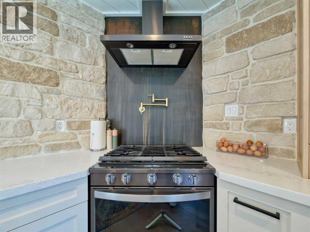 11814 17 Avenue, Blairmore, Alberta  T0K 0E0 - Photo 9 - A2303300