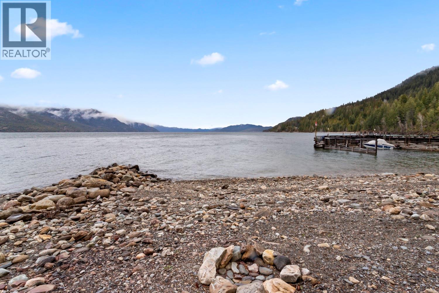 13507 3a Highway, Boswell, British Columbia  V0B 1A4 - Photo 5 - 10383786