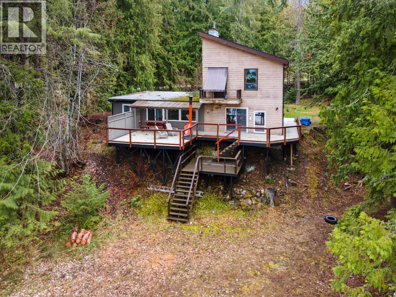 13507 3a Highway, Boswell, British Columbia  V0B 1A4 - Photo 3 - 10383786