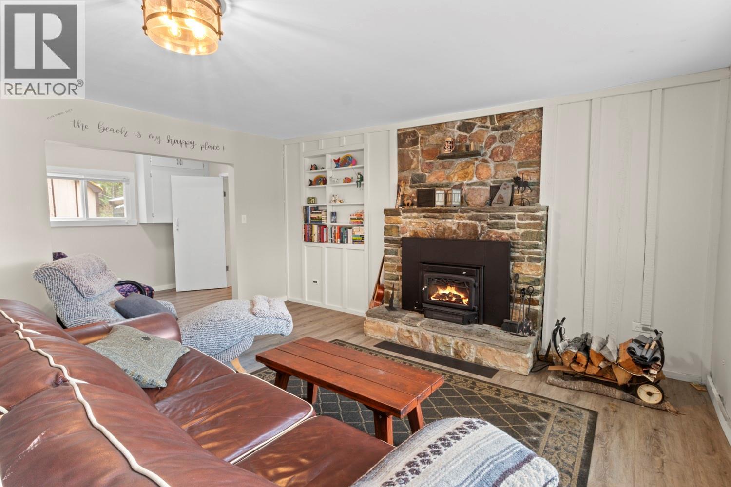 13507 3a Highway, Boswell, British Columbia  V0B 1A4 - Photo 10 - 10383786