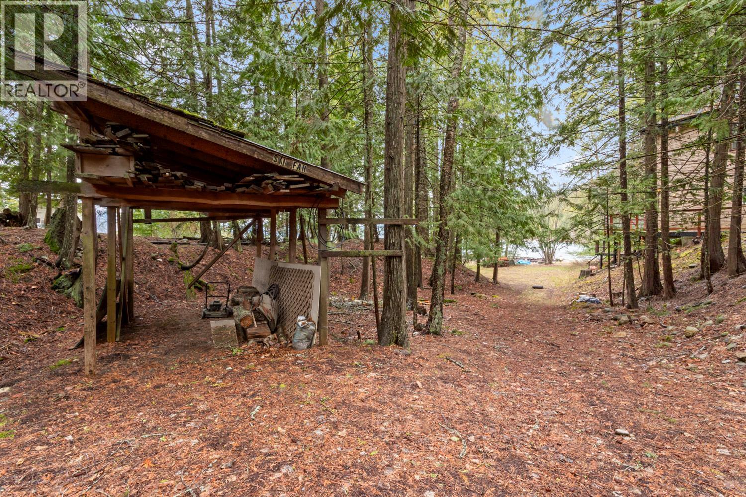 13507 3a Highway, Boswell, British Columbia  V0B 1A4 - Photo 26 - 10383786