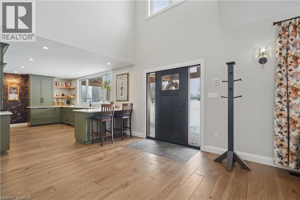 8687 Wellington Rd 22, Rockwood, Ontario  N0B 2K0 - Photo 4 - 40820320