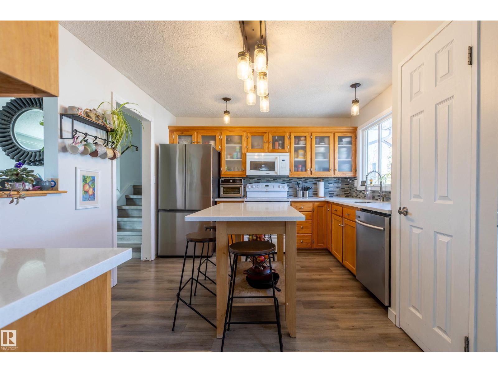 9310 98 Av, Morinville, Alberta  T8R 1J4 - Photo 8 - E4483479