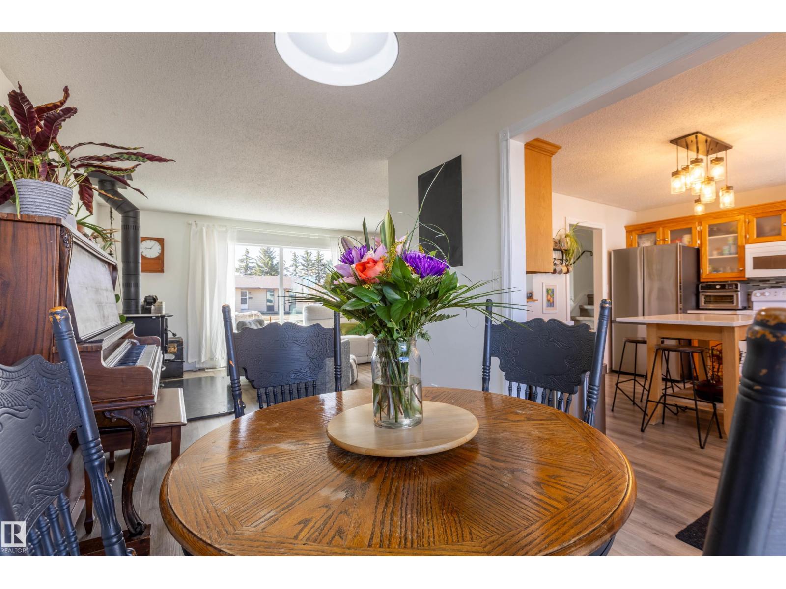 9310 98 Av, Morinville, Alberta  T8R 1J4 - Photo 15 - E4483479