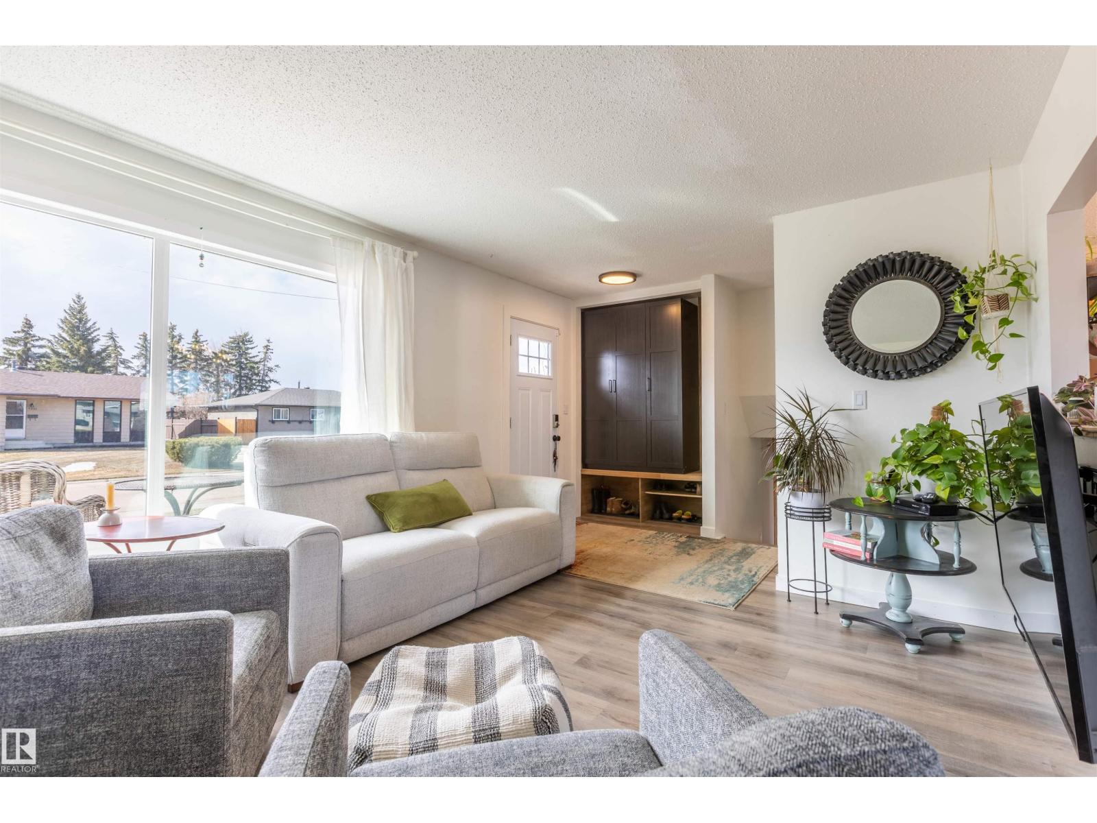 9310 98 Av, Morinville, Alberta  T8R 1J4 - Photo 6 - E4483479