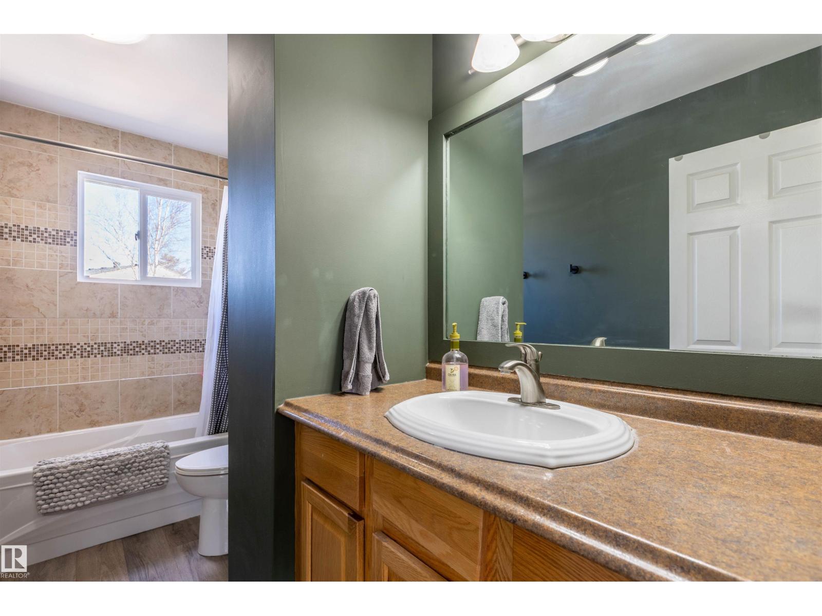 9310 98 Av, Morinville, Alberta  T8R 1J4 - Photo 21 - E4483479