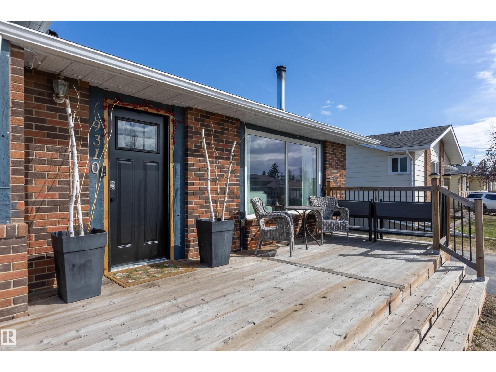 9310 98 Av, Morinville, Alberta  T8R 1J4 - Photo 2 - E4483479