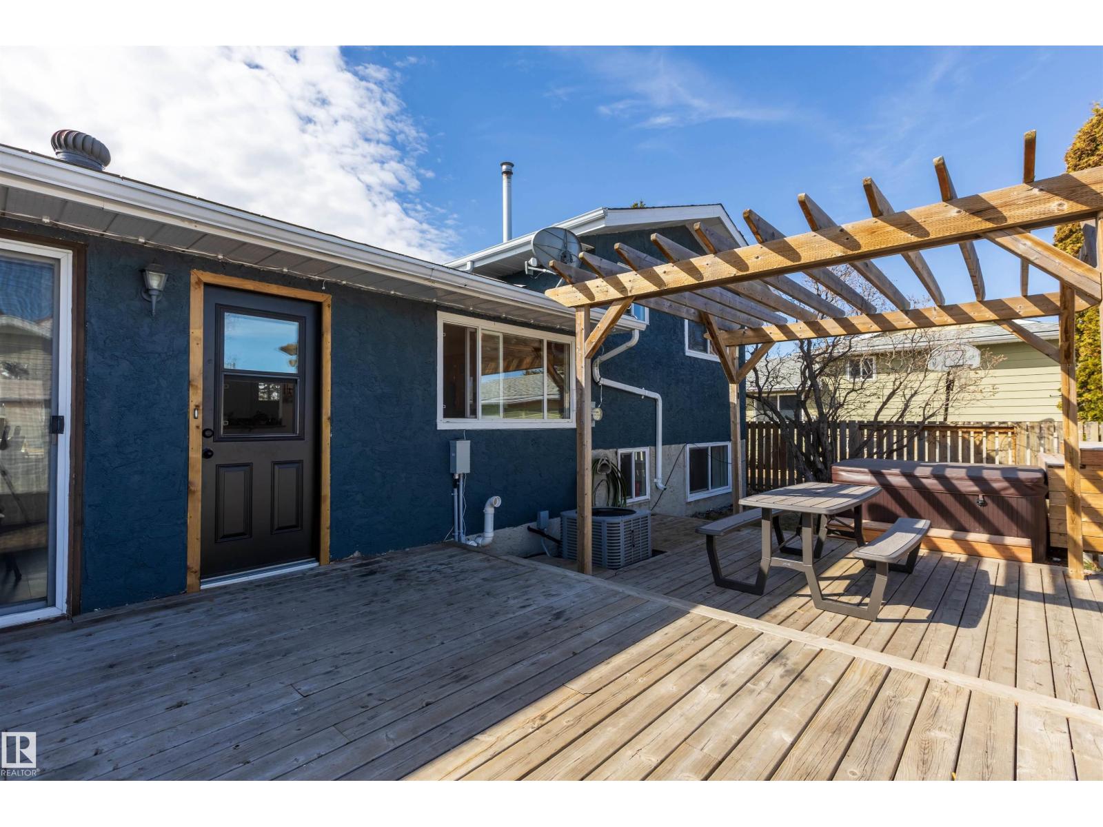 9310 98 Av, Morinville, Alberta  T8R 1J4 - Photo 35 - E4483479