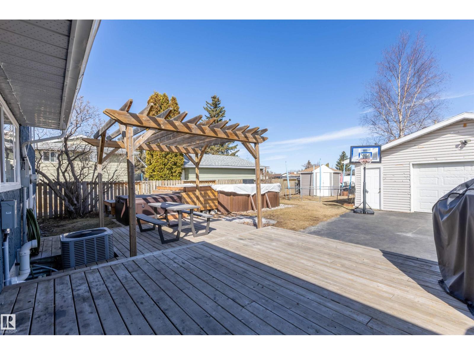 9310 98 Av, Morinville, Alberta  T8R 1J4 - Photo 37 - E4483479