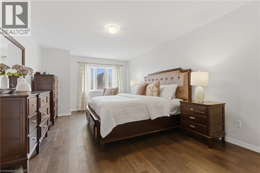 2267 Whistling Springs Crescent, Oakville, Ontario  L6M 5G5 - Photo 16 - 40823212