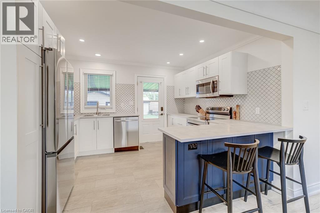 185 Deschene Avenue, Hamilton, Ontario  L9A 3K3 - Photo 9 - 40823142