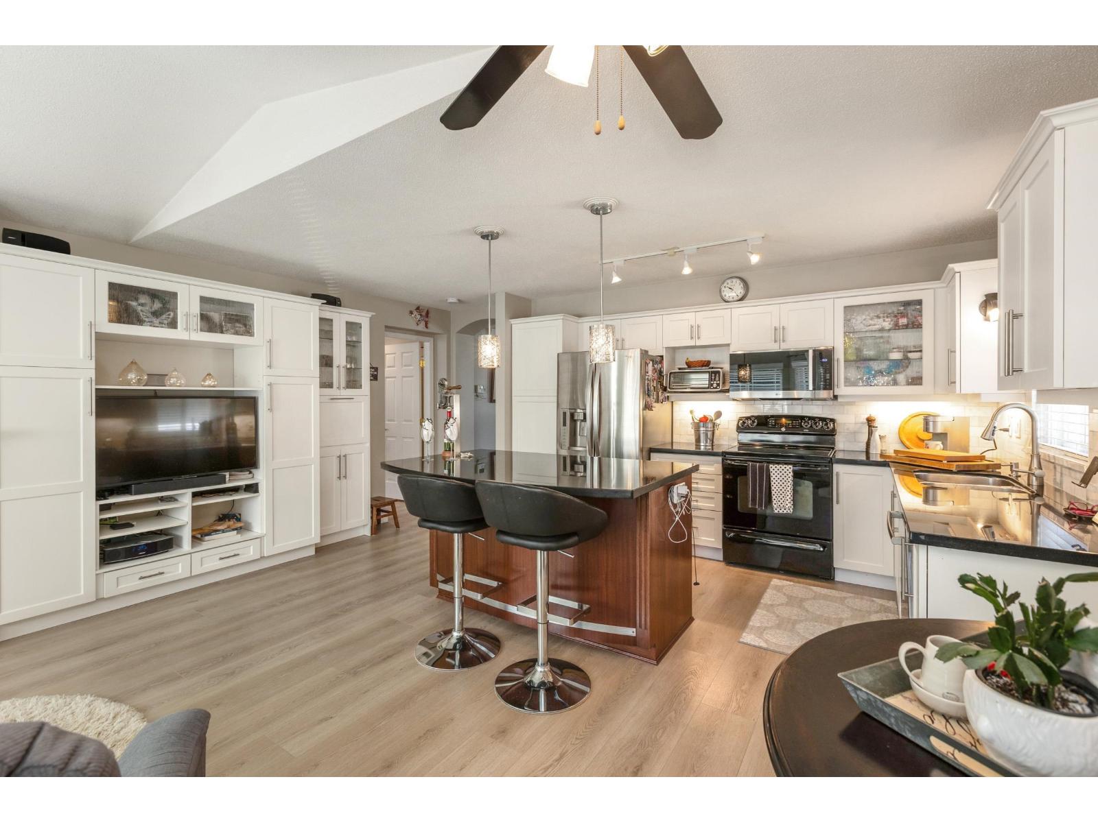 54 6488 168 Street, Surrey, British Columbia  V3S 8Z1 - Photo 10 - R3113604