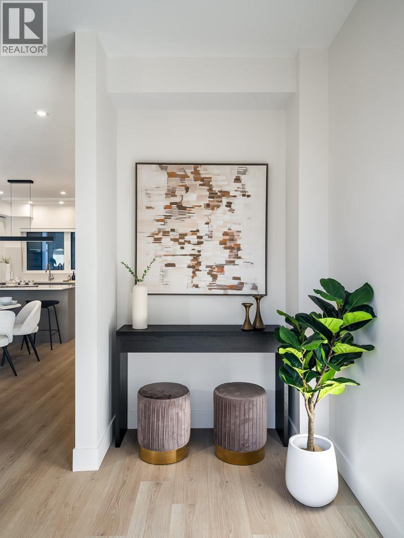 108 342 Mountain Highway, North Vancouver, British Columbia  V7J 2K8 - Photo 12 - R3114549