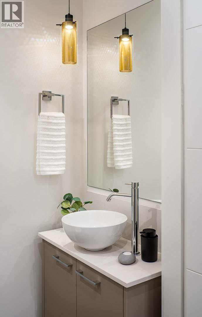 108 342 Mountain Highway, North Vancouver, British Columbia  V7J 2K8 - Photo 13 - R3114549