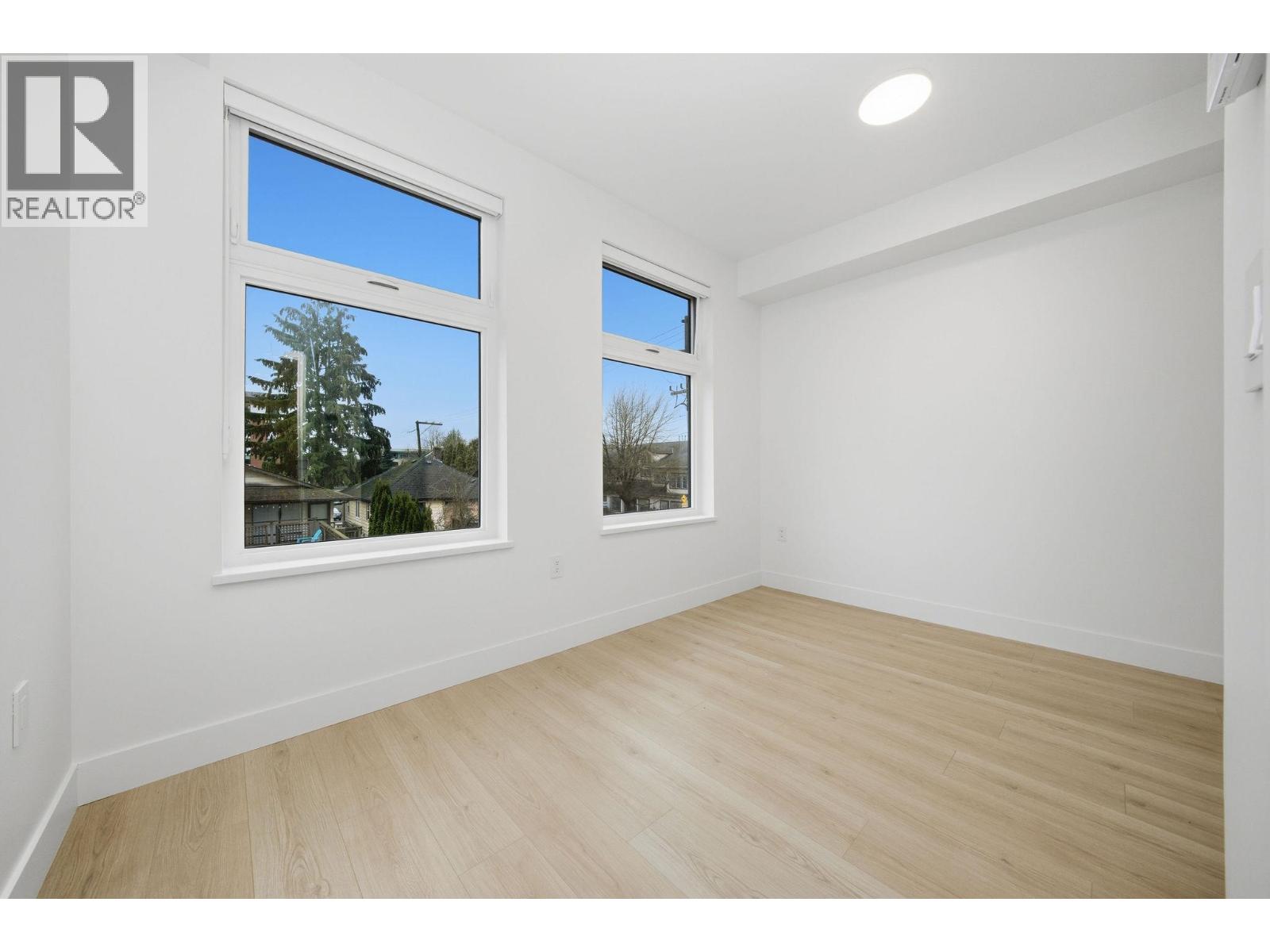 108 342 Mountain Highway, North Vancouver, British Columbia  V7J 2K8 - Photo 18 - R3114549