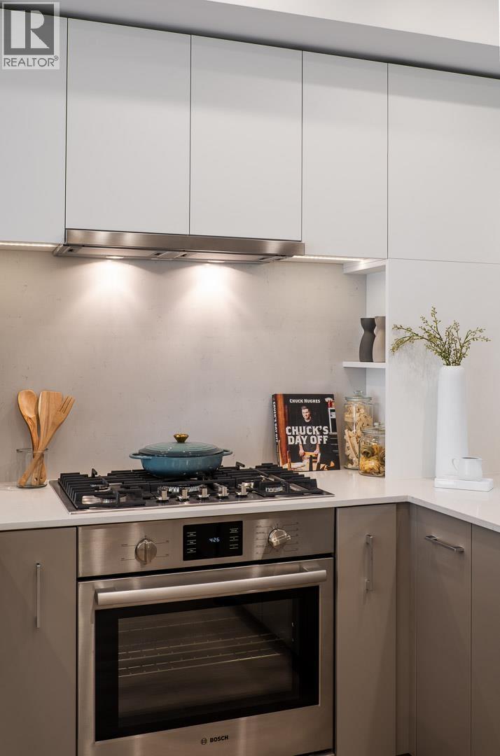 108 342 Mountain Highway, North Vancouver, British Columbia  V7J 2K8 - Photo 5 - R3114549