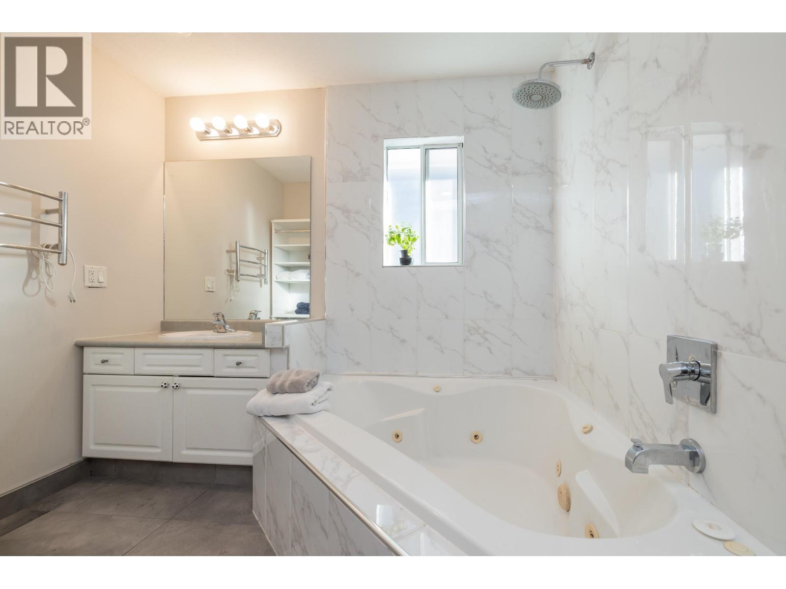 1038 Walls Avenue, Coquitlam, British Columbia  V3K 2T7 - Photo 13 - R3114550