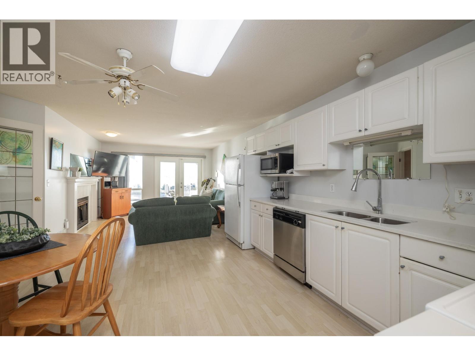 1038 Walls Avenue, Coquitlam, British Columbia  V3K 2T7 - Photo 8 - R3114550