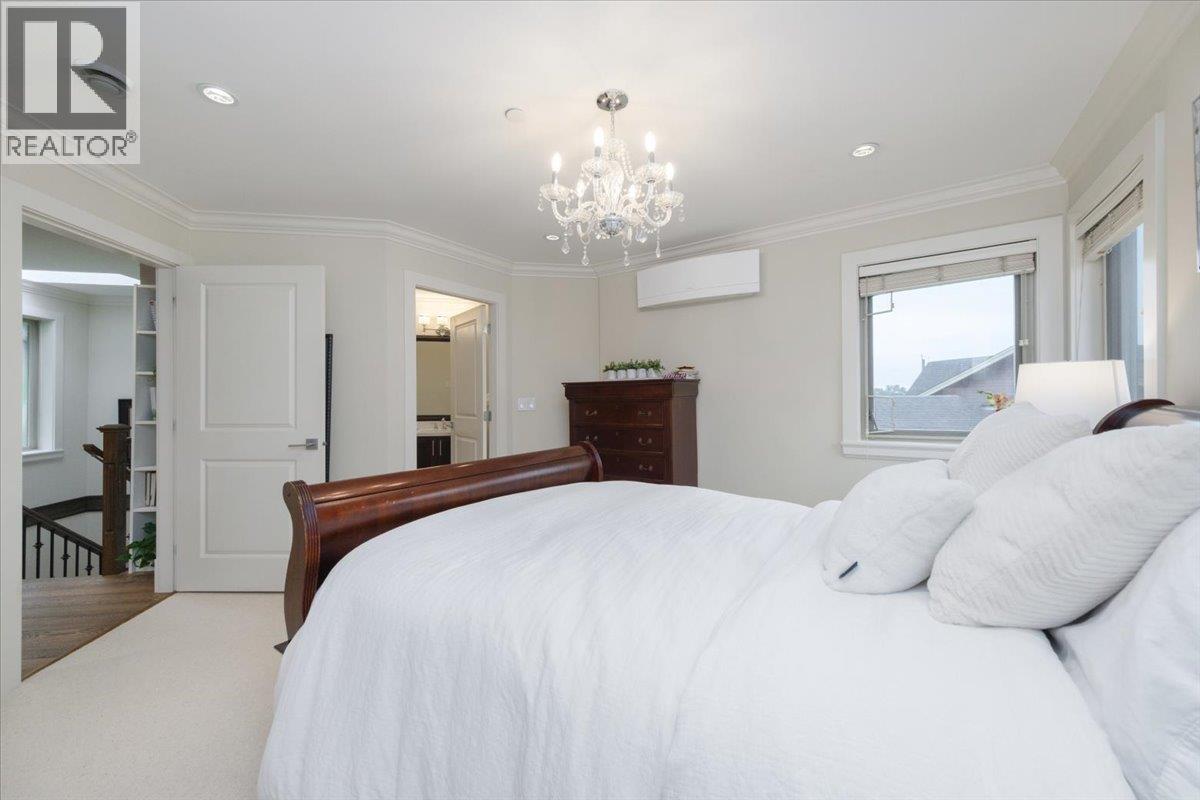 640 W 15th Street, North Vancouver, British Columbia  V7M 1S9 - Photo 22 - R3114571