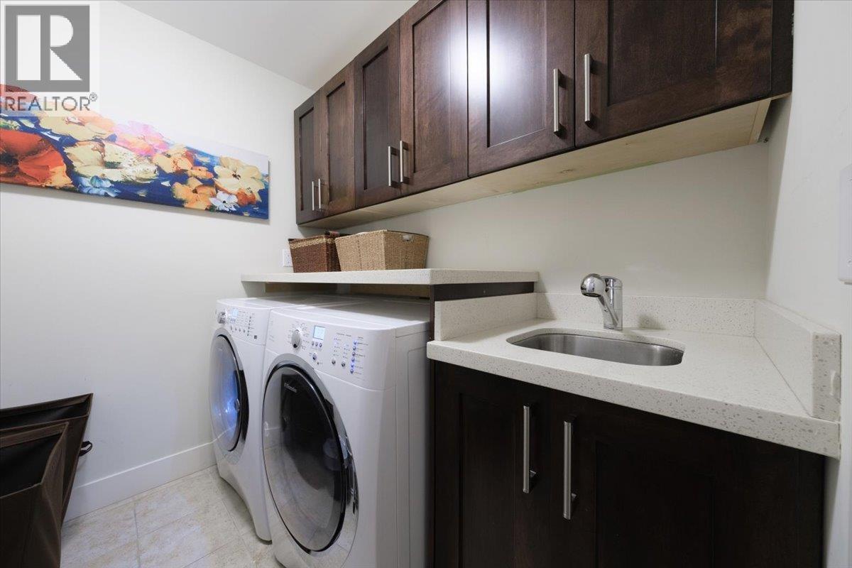 640 W 15th Street, North Vancouver, British Columbia  V7M 1S9 - Photo 34 - R3114571