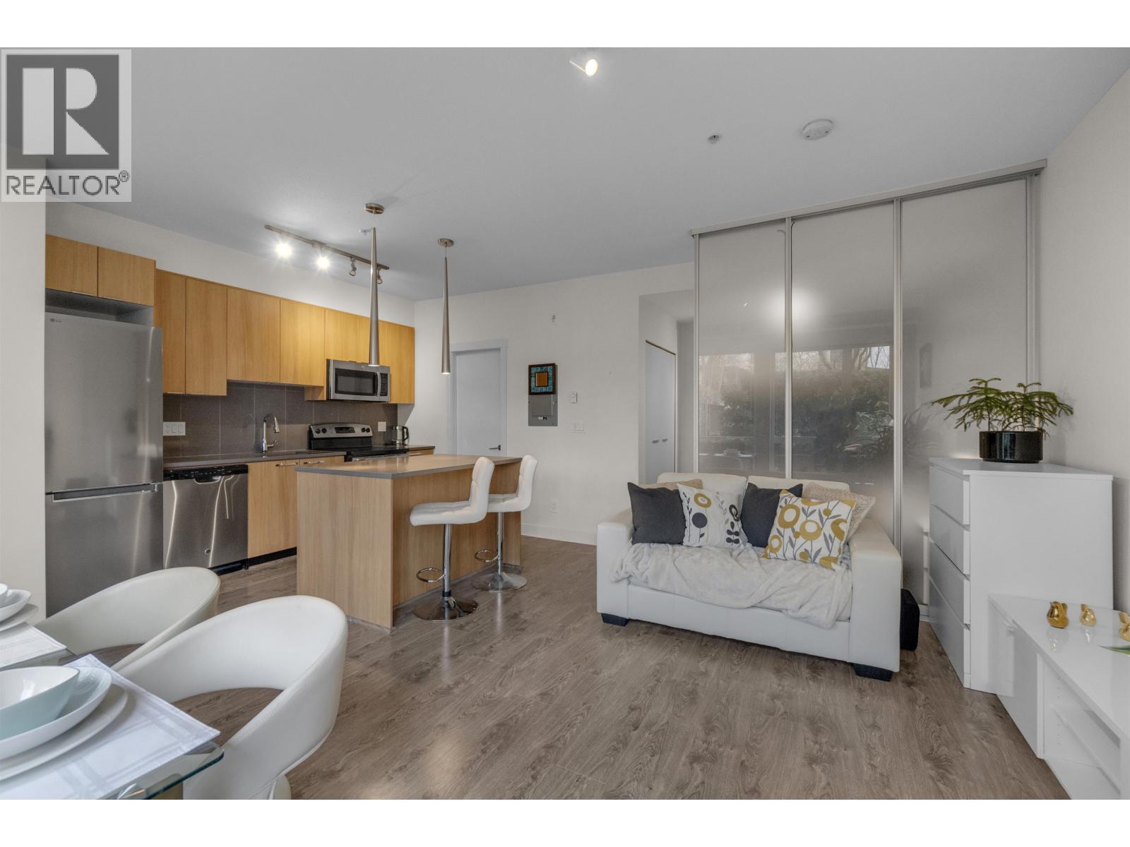 103 735 W 15th Street, North Vancouver, British Columbia  V7M 0B8 - Photo 7 - R3114574